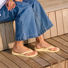 Load image into Gallery viewer, ARCH FLIP FLOPS
